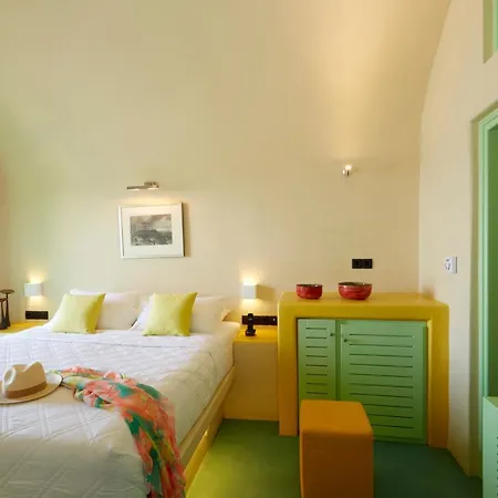 Hotel Caldera Edge 4*